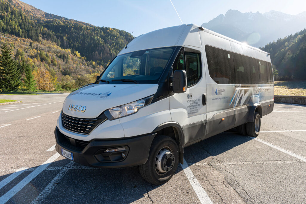 Minibus Iveco 23 posti Maroni Turismo