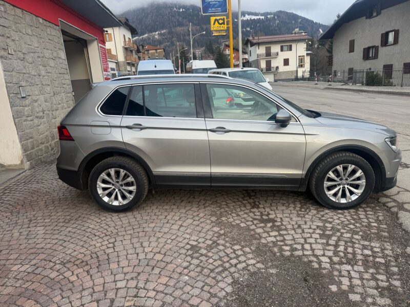 Volkswagen Tiguan 2.0 TDI 4 Motion 2020 - immagine 4