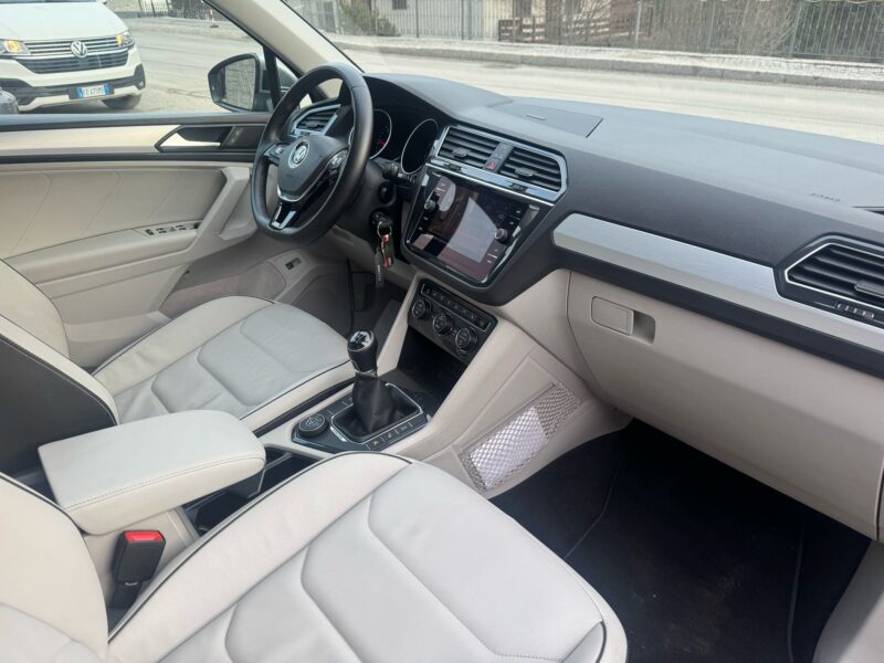 Volkswagen Tiguan 2.0 TDI 4 Motion 2020 - immagine 9